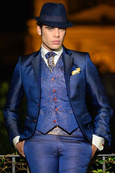 Double pocketchief gold blue glamour men’s suit navy blue 100% made in Italy by Cleofe Finati
