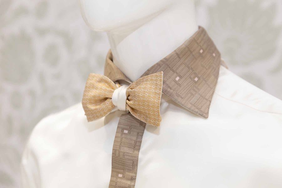 Dandy gold white and honey bow-tie glamour men’s suit  gold 100% made in Italy by Cleofe Finati