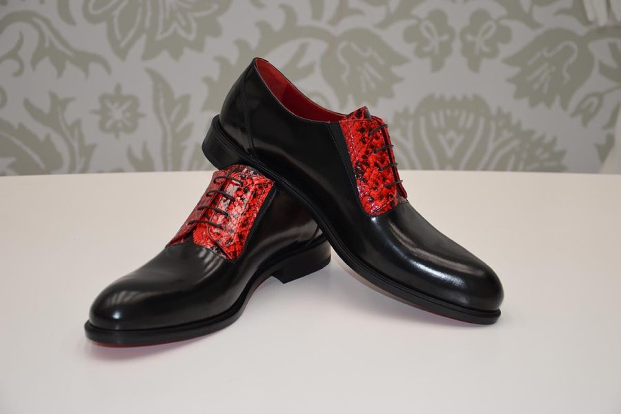 Red and black lace-up shoes glamour men’s suit black ruby red ecru 100% made in Italy by Cleofe Finati