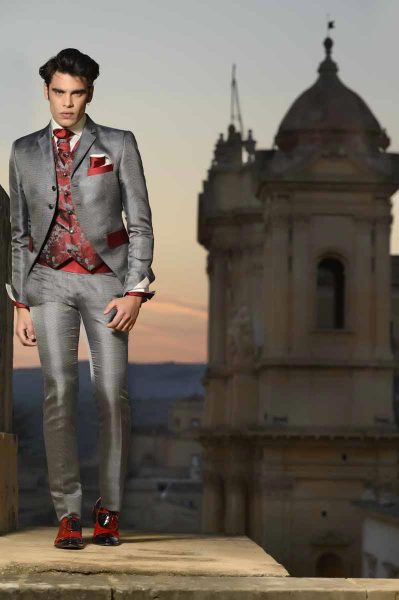 Double pocketchief milk white and red glamour men’s suit grey and red 100% made in Italy by Cleofe Finati