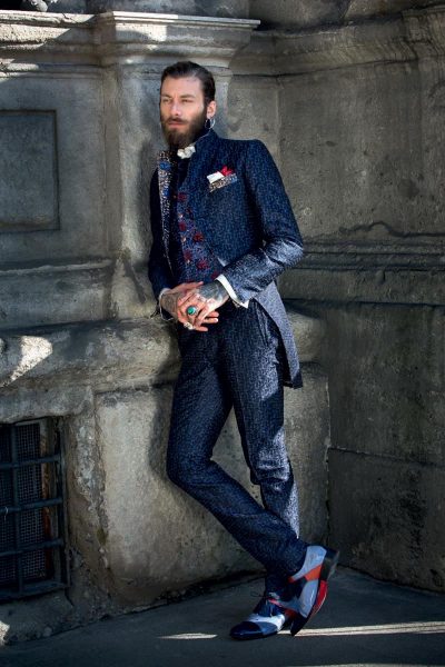 Doppio fazzoletto pochette rosso e bianco abito da uomo glamour blu notte made in Italy 100% by Cleofe Finati