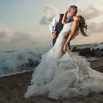 Love wins over everything: boom of marriage proposals during the quarantine and the summer holidays