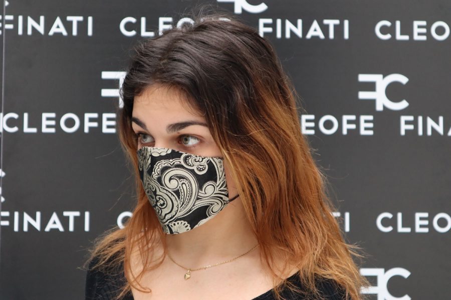 Calla silk mask by Cleofe Finati