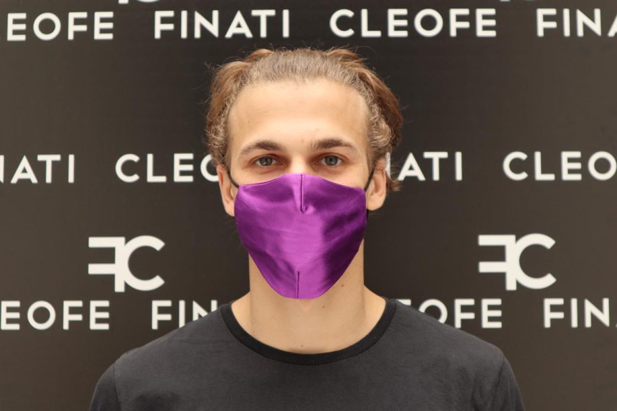 Violet mask in silk Glicine by Cleofe Finati