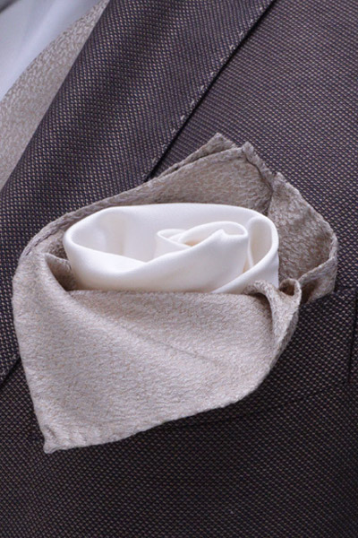 Doppio fazzoletto pochette bianco marrone abito da sposo fashion marrone made in Italy 100% by Cleofe Finati