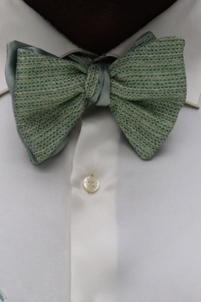 Papillon verde abito da sposo fashion verde tramatura in evidenza made in Italy 100% by Cleofe Finati