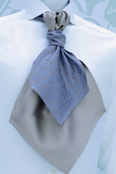 Plastron abito da sposo azzurro made in Italy 100% by Cleofe Finati